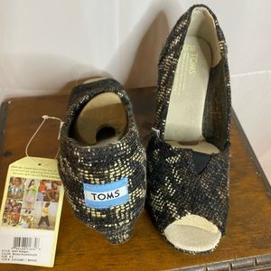 Toms 6.5W brown / black houndstooth wedges